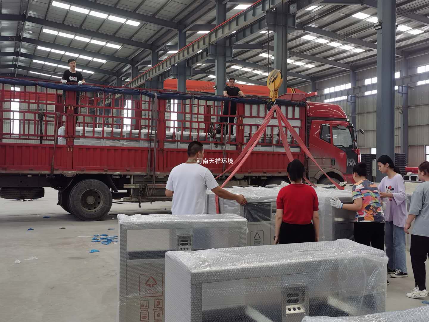 一批戶(hù)外果皮箱發(fā)貨